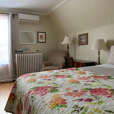 Rideau Inn Отава Екстериор снимка
