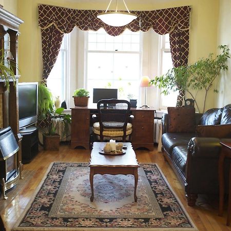 Rideau Inn Отава Екстериор снимка