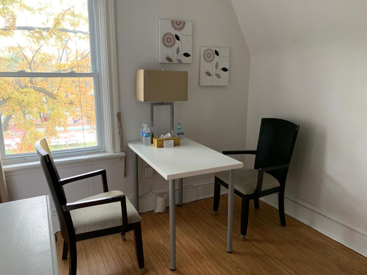 Rideau Inn Отава Екстериор снимка