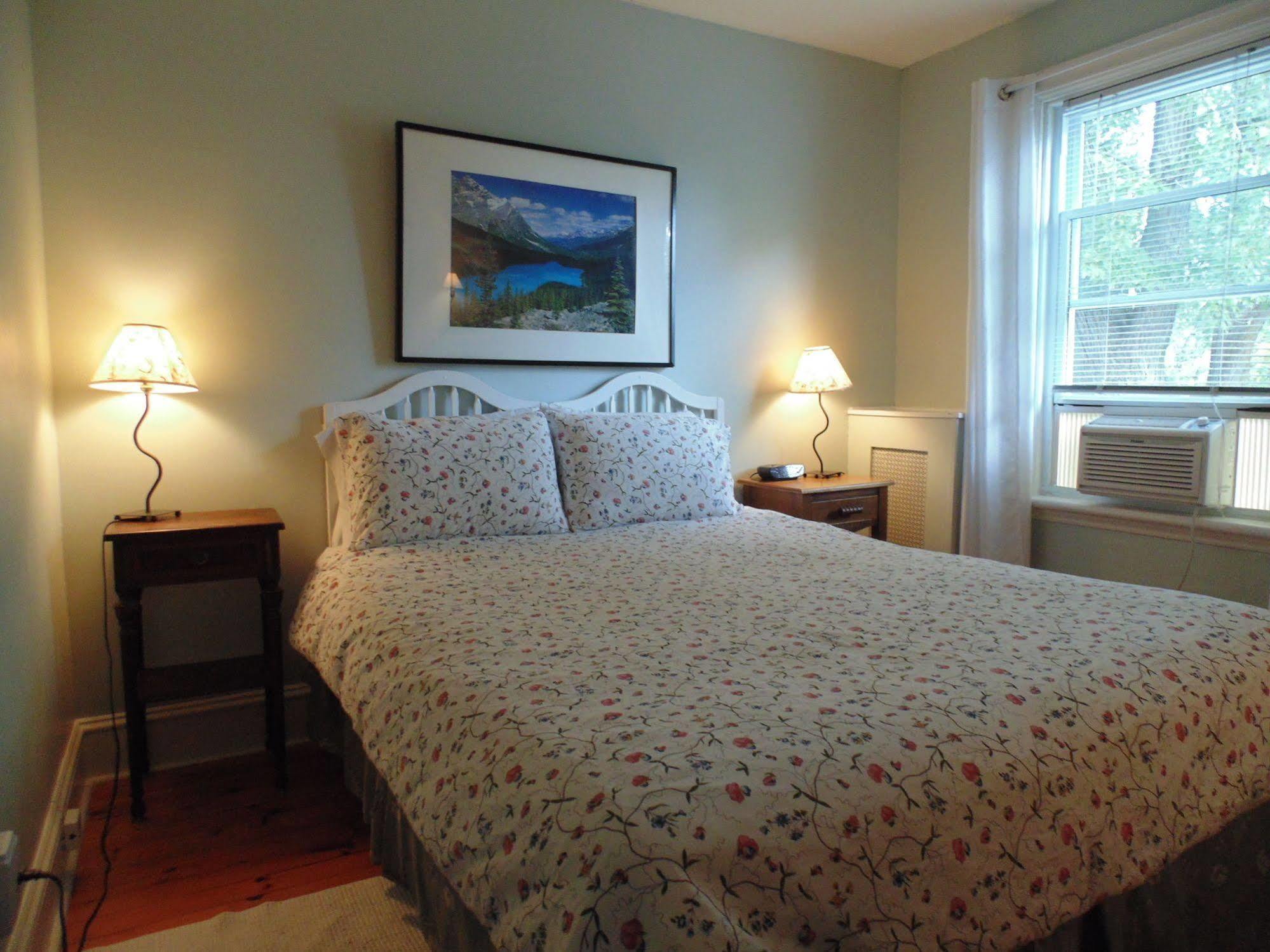 Rideau Inn Отава Екстериор снимка
