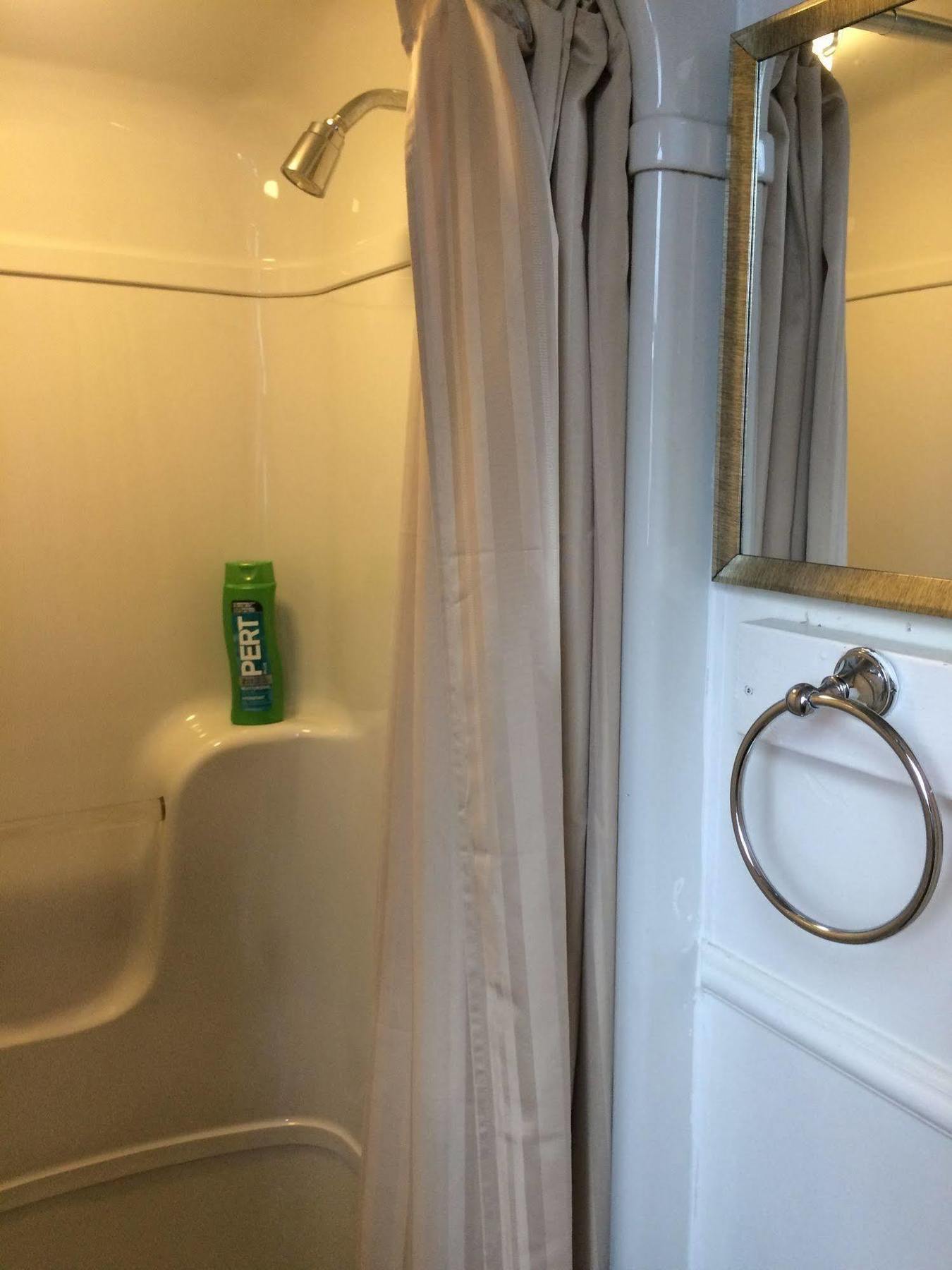 Rideau Inn Отава Екстериор снимка